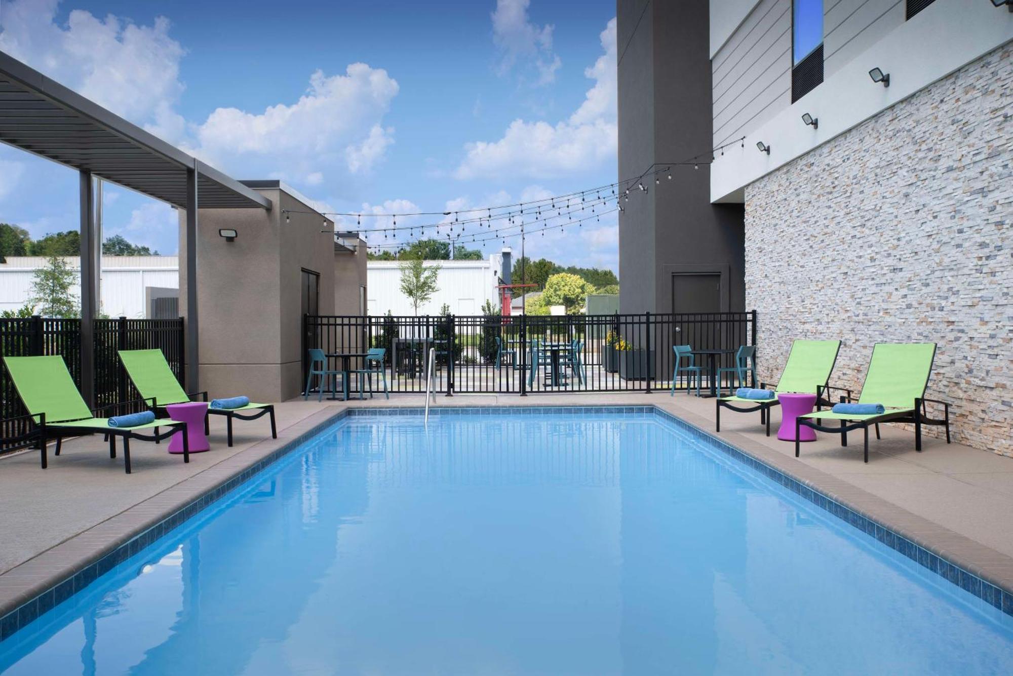 Home2 Suites By Hilton Athens I 65 Экстерьер фото